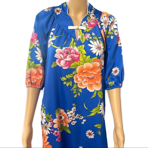 Vintage Malama Sophisticates Hawaii Caftan - Picture 8 of 9